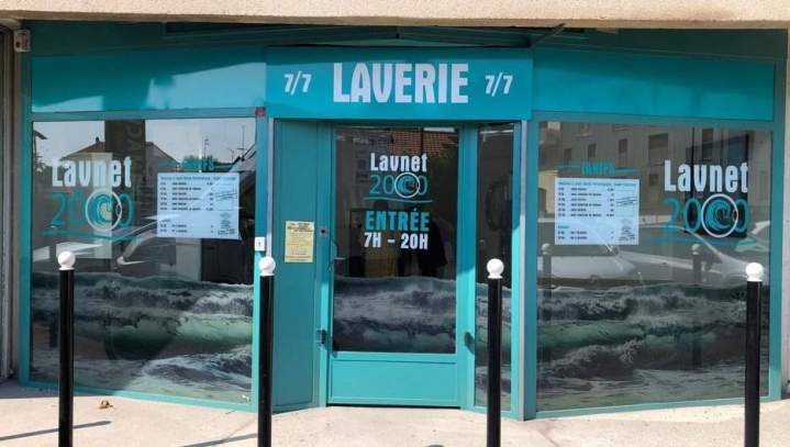 Vitrine laverie Bordeaux